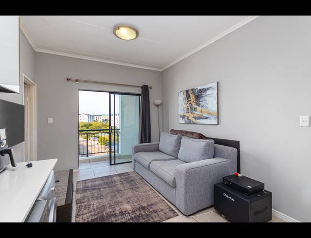 1 BEDROOM APARTMENT TO LET IN SANDOWN